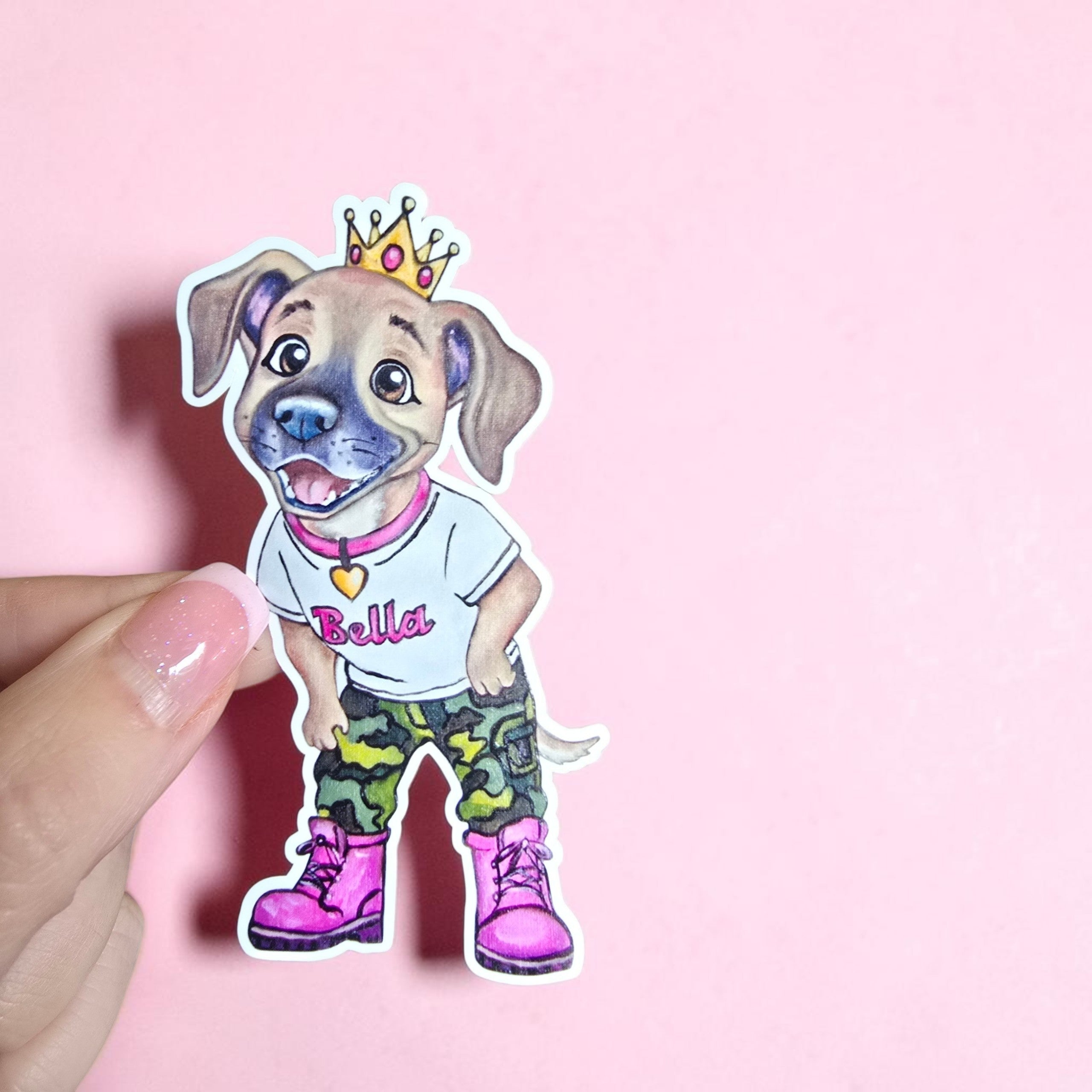 Bella – The Crowned Creator of Bella’s World
